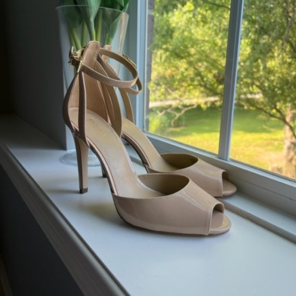 michael kors cambria heels new no box - Picture 10 of 13